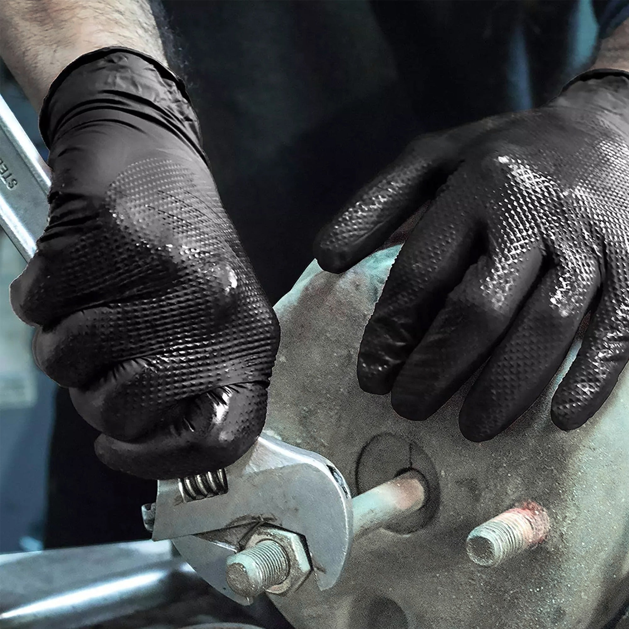TitanFlex HD45K Heavy-Duty Black Nitrile Gloves - for auto repair