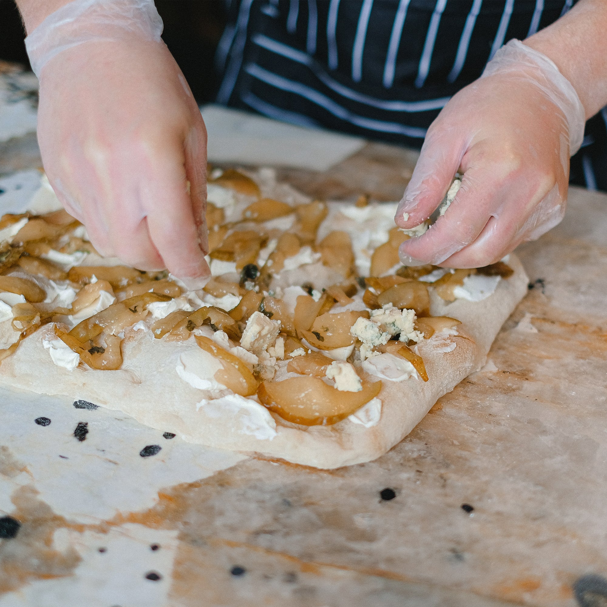 Schneider Disposable Vinyl Exam Gloves, Clear, VMFC20 Series (4 mil), 50ct Box image 13